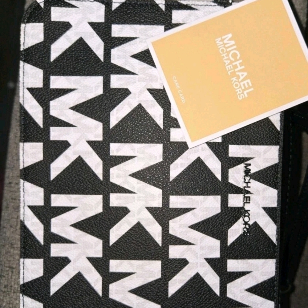 Jet Set East/West Michael Kors bag New - Picture 7 of 11